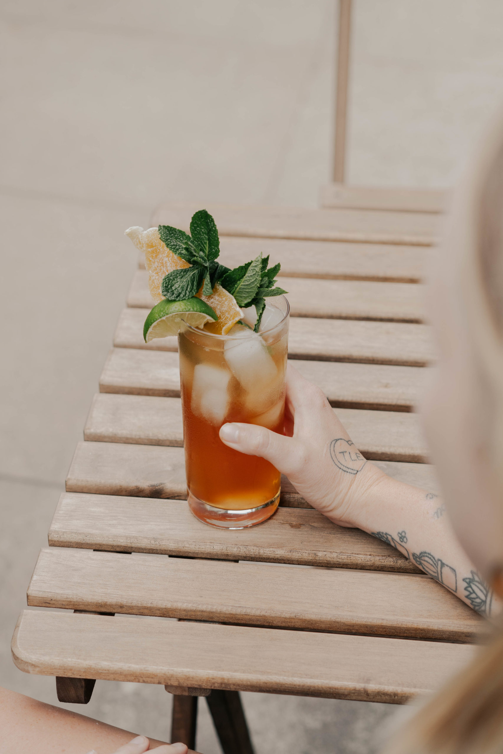 Peach and Mint Iced Tea with Vodka and Tequila
